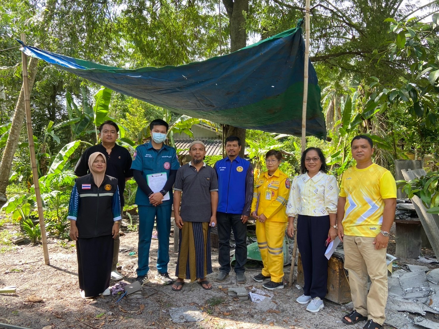 กรมการพัฒนาชุมชน ร่วมกับ มูลนิธิป่อเต็กตึ้ง ลงพื้นที่จัดเก็บข้อมูลครัวเรือนยากจนเป้าหมายสนับสนุนวัสดุอุปกรณ์ประกอบอาชีพ จังหวัดนครศรีธรรมราช