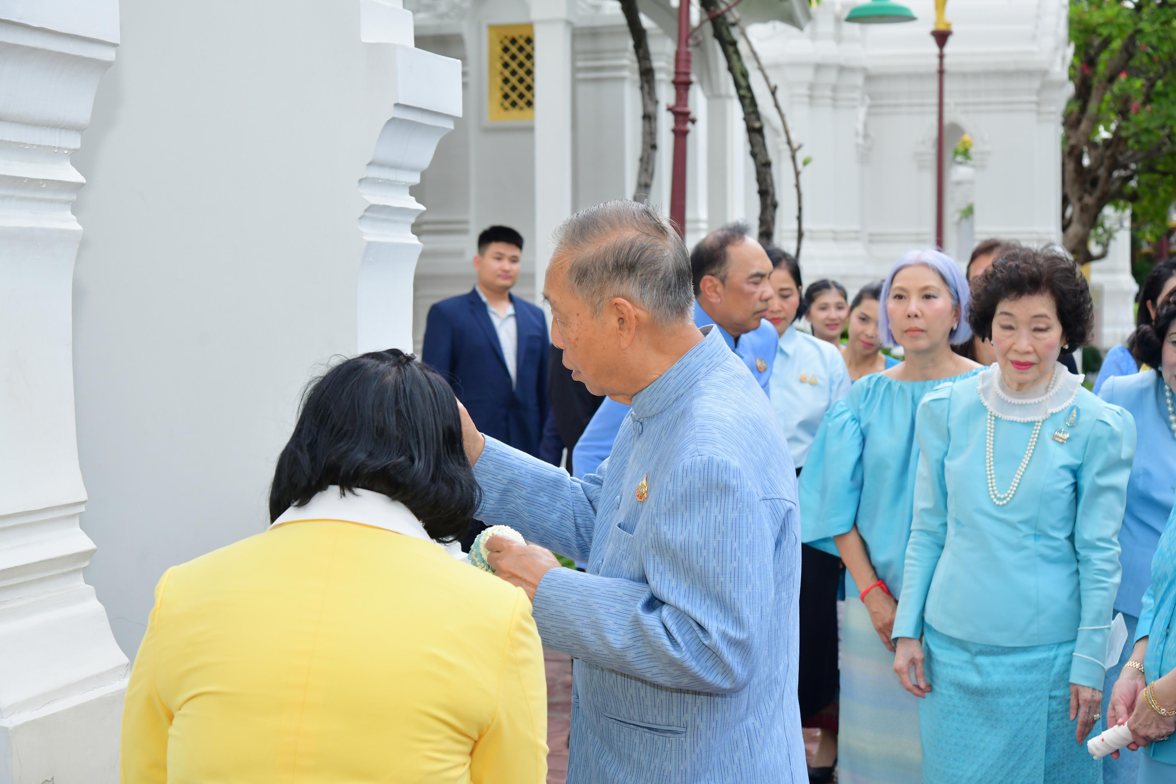 กรมการพัฒนาชุมชน เข้าร่วมพิธีบำเพ็ญกุศลอุทิศถวาย สมเด็จพระเจ้าพี่นางเธอ เจ้าฟ้ากัลยาณิวัฒนา กรมหลวงนราธิวาสราชนครินทร์ บุคคลสำคัญของโลก