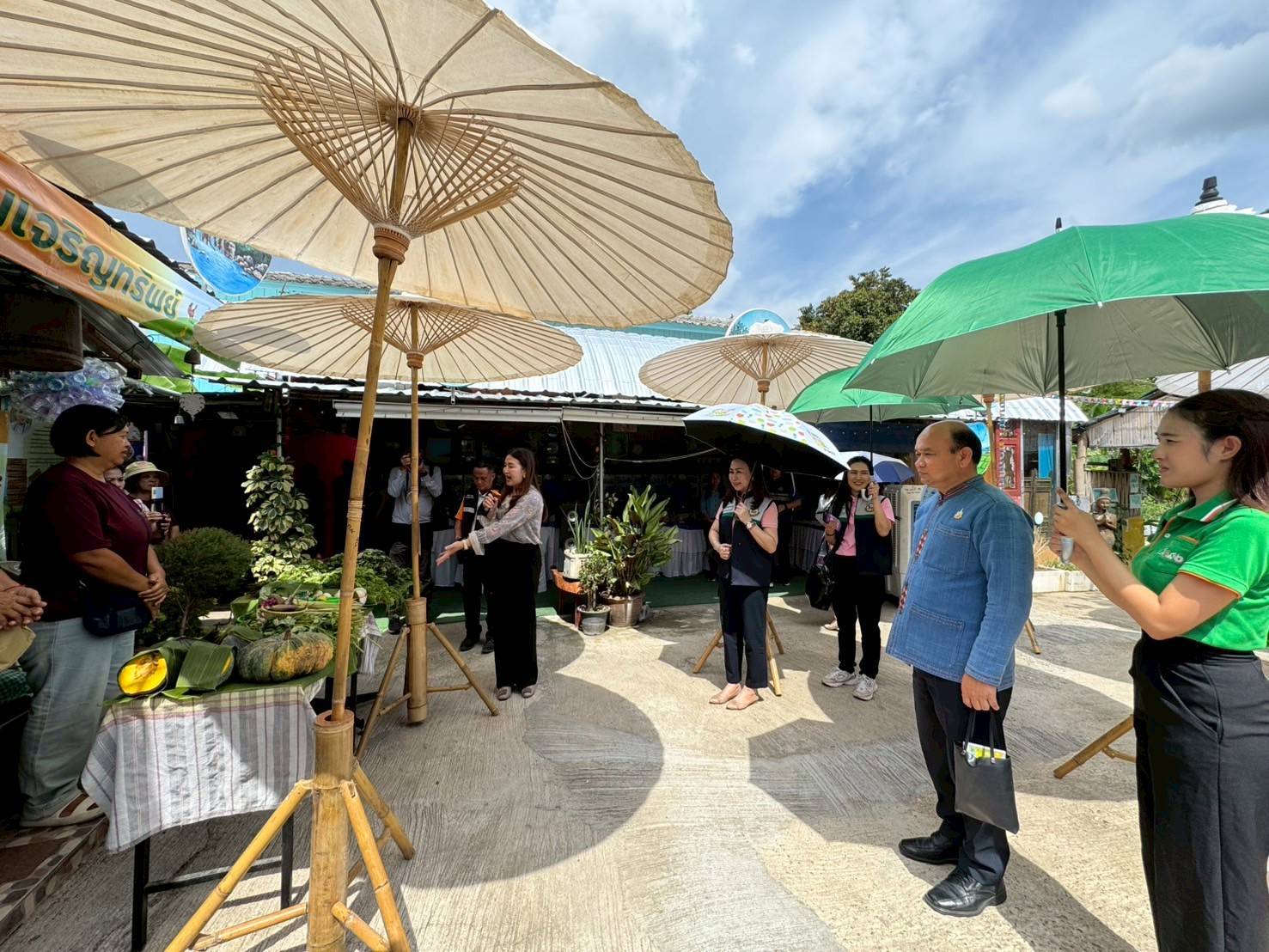 ⭐️กรมการพัฒนาชุมชน ร่วมเป็นคณะอนุกรรมการลงพื้นที่ตรวจประเมินและคัดเลือกจังหวัดที่มีการบริหารจัดการขยะมูลฝอยชุมชน “จังหวัดสะอาด” ประจำปี พ.ศ. 2568 ณ พื้นที่จังหวัดเชียงใหม่⭐️