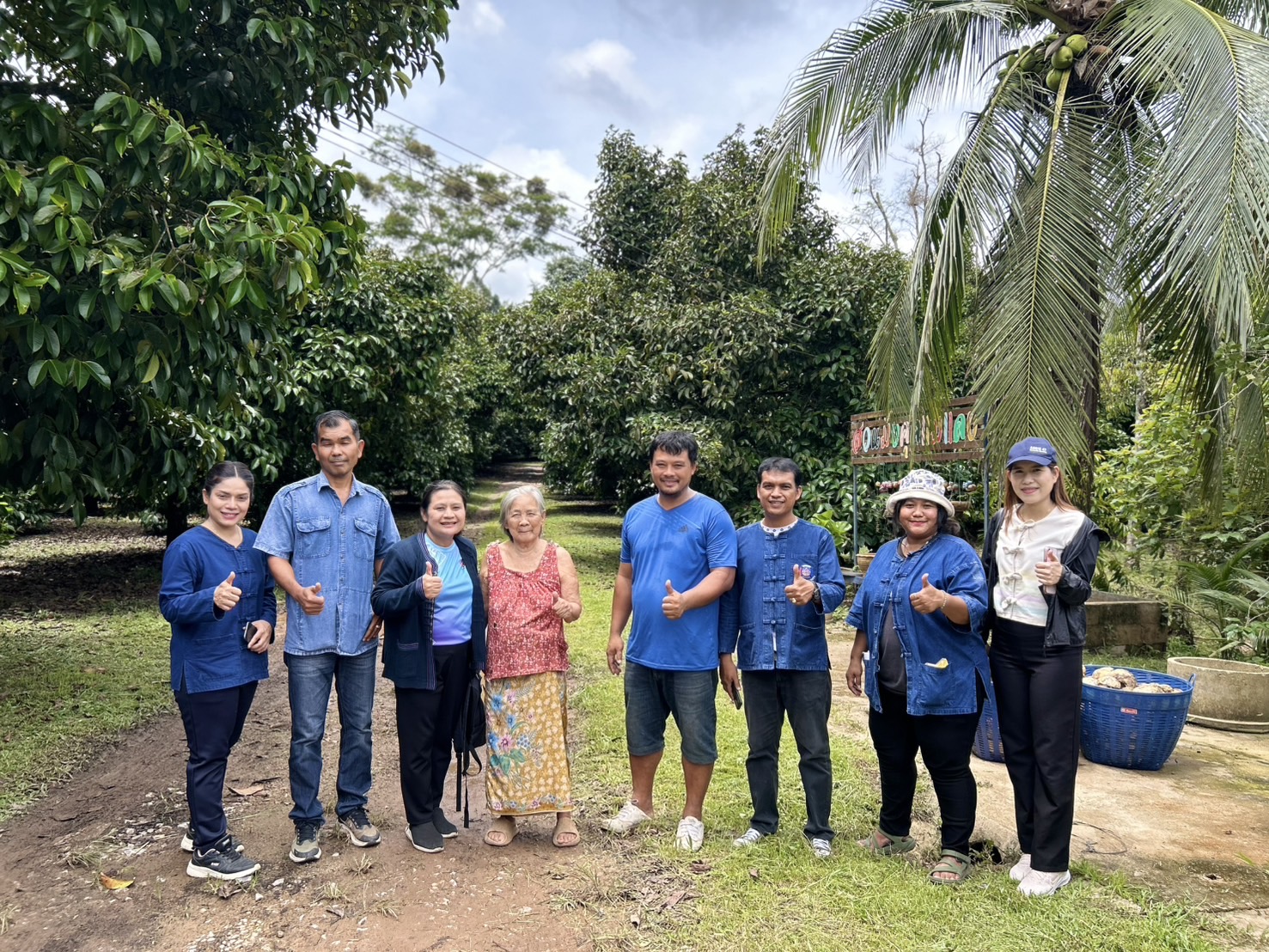 สำนักเสริมสร้างความเข้มแข็งชุมชน ลงพื้นที่สนับสนุนการพัฒนาศูนย์เรียนรู้การพัฒนาคุณภาพชีวิตตามหลักทฤษฎีใหม่ ประยุกต์สู่ “โคก หนอง นา”