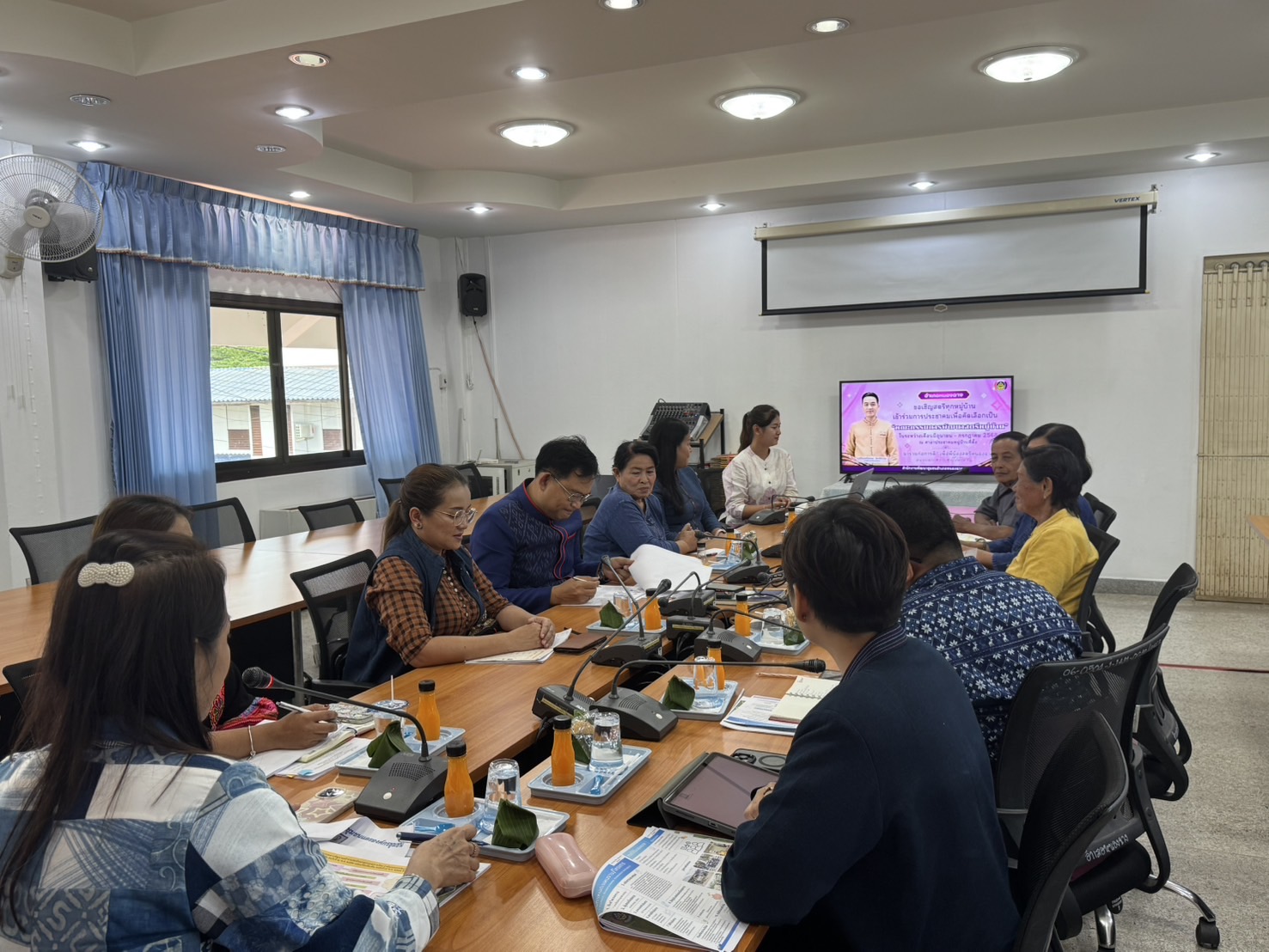 สำนักเสริมสร้าวงความเข้มแข็งชุมชน ลงพื้นที่สนับสนุนและติดตามการขับเคลื่อนการดำเนินงานผู้นำชุมชนและองค์กรชุมชน