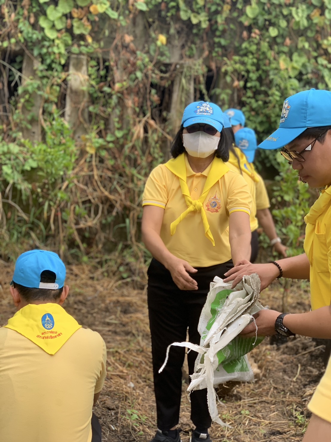พช. ทำความดี ด้วยหัวใจ เทิดทูนสถาบันหลักของชาติ เนื่องในวันเฉลิมพระชนมพรรษา สมเด็จพระนางเจ้าฯ พระบรมราชินี